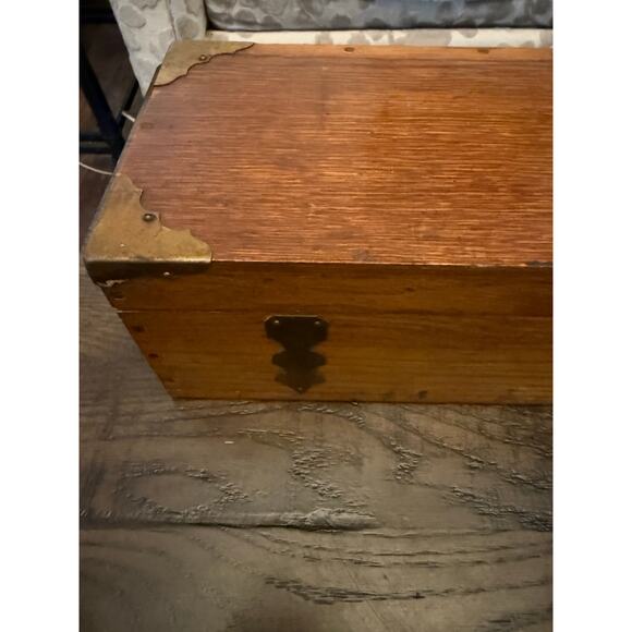 Vintage Cedar Wood Hinged Lid Jewelry Box – Storage Chest - Picture 3 of 10